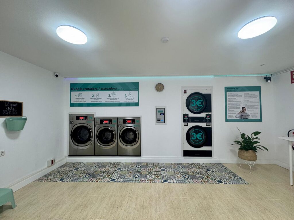 WhatsApp Image 2025-09-11 at 11.44.58 (1)